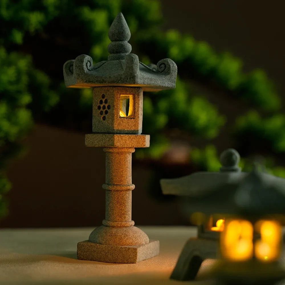 Mini Pagoda Lantern Light