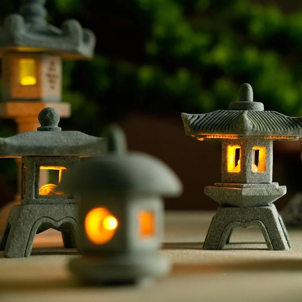 Mini Pagoda Lantern Light